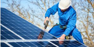 Installation Maintenance Panneaux Solaires Photovoltaïques à Valsonne
